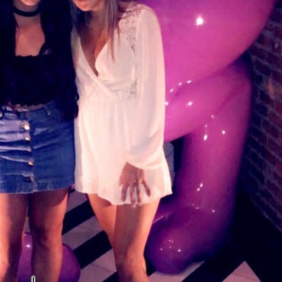 Miin Off White Romper - Picture 3 of 4